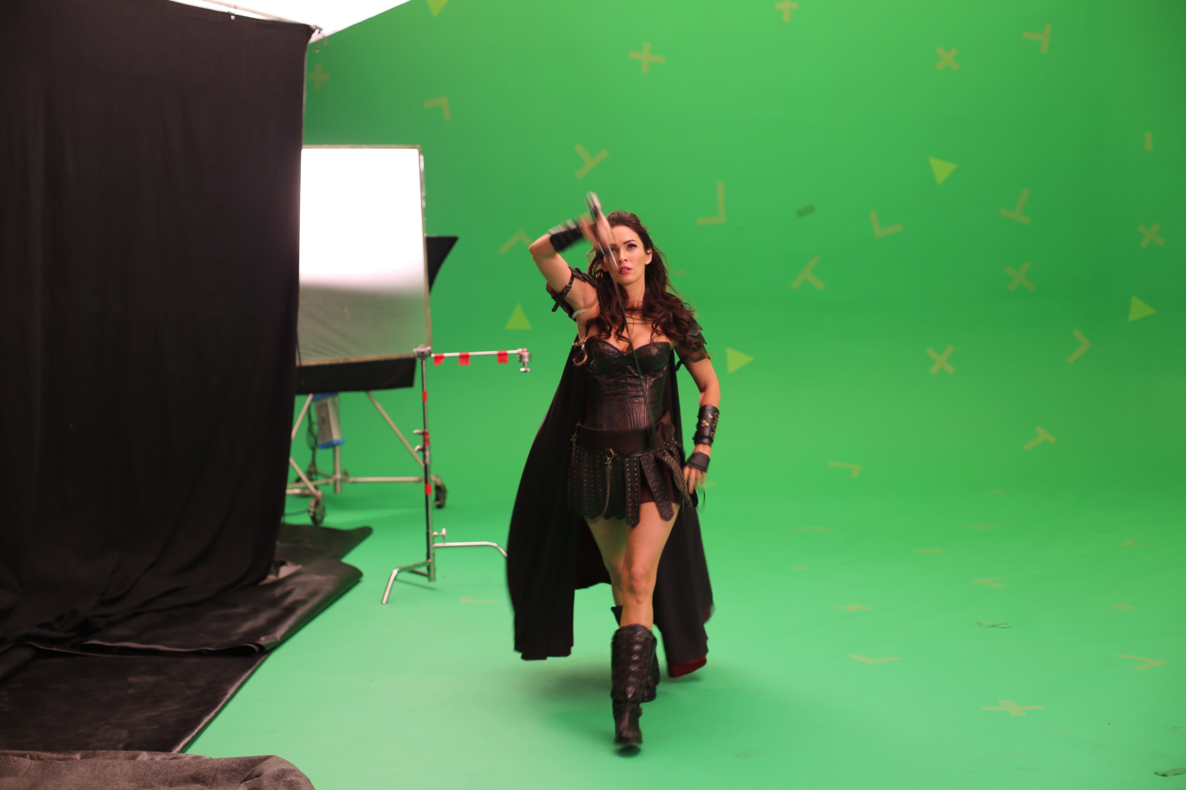 press-kit-stormfall-rise-of-balur-megan-fox-campaign-5